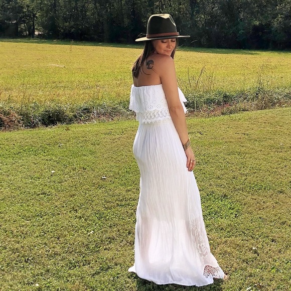 COPY - Boho White Embroidered Maxi - Picture 4 of 6